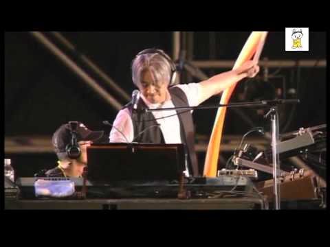 Thousand Knives / Yellow Magic Orchestra (World Happiness 2009)