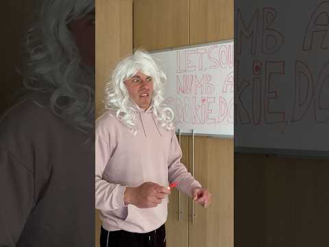 English óra ! Jól mondta ki a tanárnő ?🤓 #hungary #couple #comedy #funny #shortsvideo #mrkbalogh