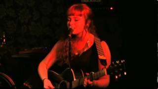 Paige Seabridge acoustic cover of Fifteen Years by The Levellers 2013