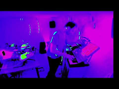 Sam Aaron - Live Coding Music with Sonic Pi - Practice Improv Session - 200416