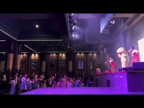 Calu turtle dance with kids, Riu Vallarta Hotel, kids entertainment