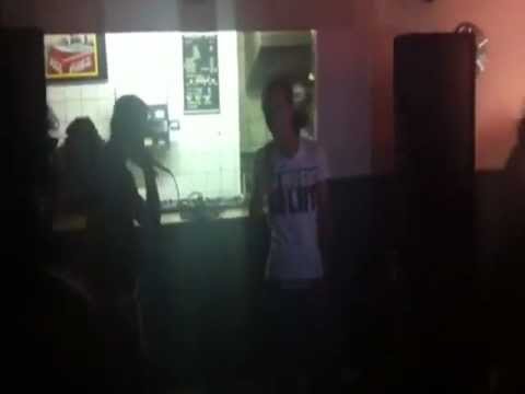 OnlyPiwi -kan niet zonder live