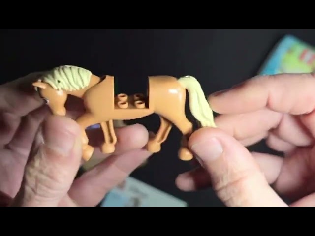 Vídeo relacionado con LEGO | Princesas Disney Calesa de Cuentos de Bella, Coche de Caballos de Juguete con Mini Muñeca, Regalo de la Película La Bella y la Bestia para Niños y Niñas de 5 Años o Más 43233