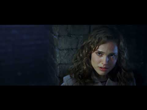 V saves Evey from Fingermen in V for Vendetta / Hugo Weaving and Natalie Portman