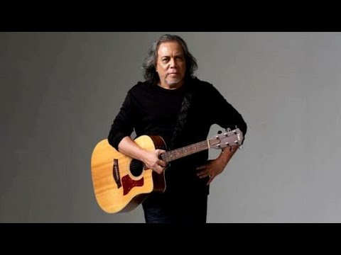 Ramli Sarip 💖 Musafir Rindu (with Lyric)