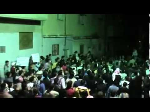 مظاهرة مسائية في حي الحميدية في مدينة حماة