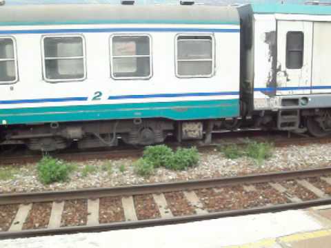 Attesa dei treni per Chiavenna e Calolziocorte alla stazione di Colico - Speciale 66 e 68 iscritti