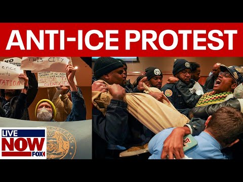 Video | New Orleans anti-ICE rally ramps up