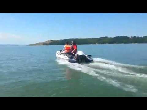 pe lacul Beresti Sascut de 1 iunie