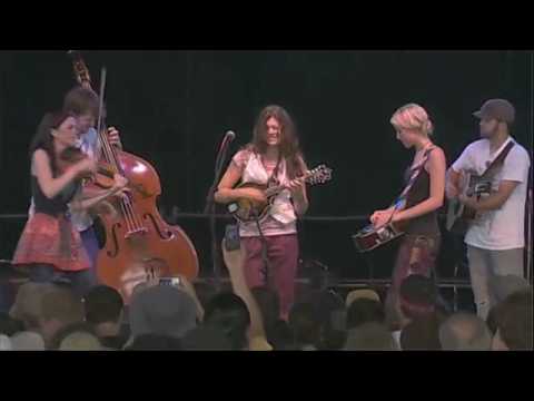 The Lovell Sisters @ Bonnaroo - Bleeding Heart