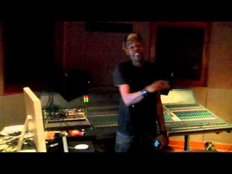 Buju Banton studio Mr.lexx recording .MP4