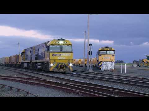 Pacific National Steel & Container Train - PoathTV Australian Railways