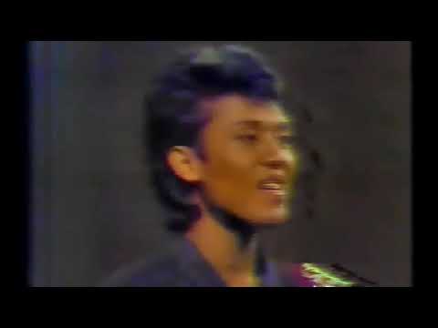 Muchlas Adi Putra - Gadis Manis Baju Merah (Video Clip Musik)