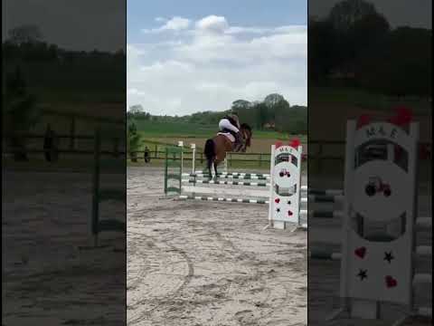 U Can Do It URIKO x CASTINO - Video 11 video thumbnail