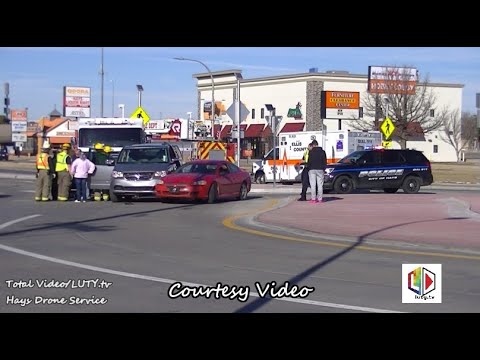 Injury Crash at the Peanut Roundabout in Hays, Kansas 2/2/21