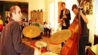 An intimate afternoon with Carl Dewhurst - Live @ The Lounge Room XDCAM  edit .mp4