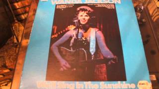 WANDA JACKSON - WE&#39;LL SING IN THE SUNSHINE - PICKWICK LP RECORD