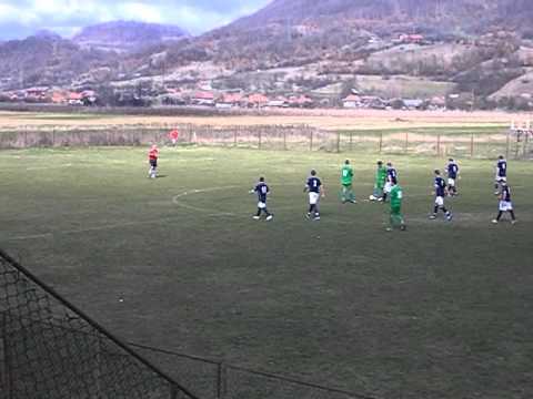 Metalul Criscior-Universitatea Petrosani 3-0 (golul trei, reusita superba Andrei Rostas)