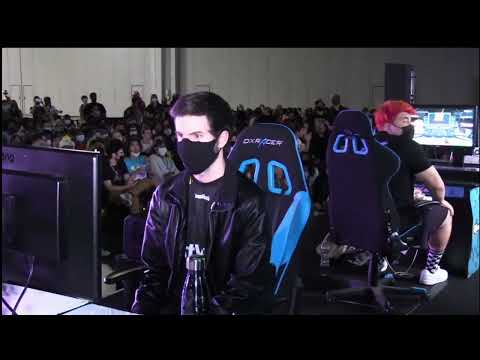 Fatality vs Kola, Even Lui$ Had To Look At It, While Playing His OWN MATCH, Momocon 2022