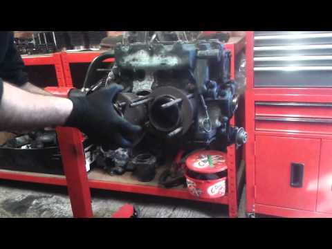 VW Air cooled: How to remove pistons and cylinders without damage