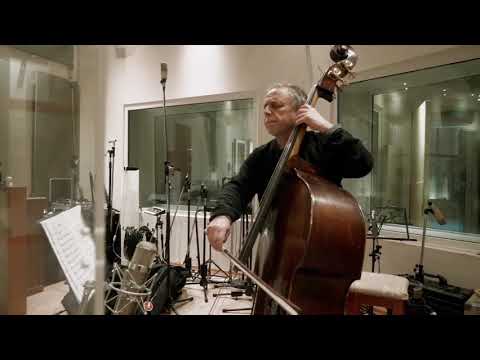 DIVINA, the new album by Pablo Aslan.