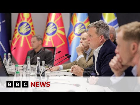 Video | US military officials in Kyiv to discuss "peace plan" | Global News Podcast