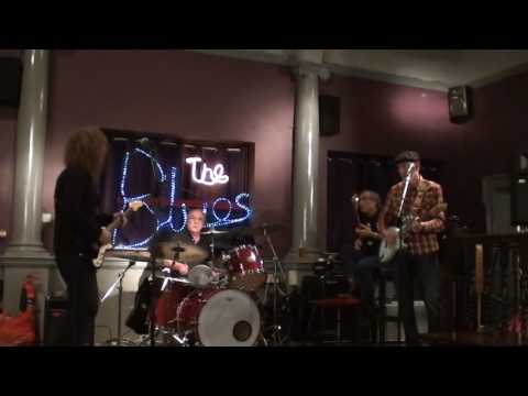 BLUES AT THE COACH AND HORSES  15 02 17...1E