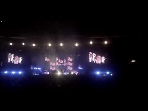 Depeche Mode 01.07.2009 - Hamburg - Stripped