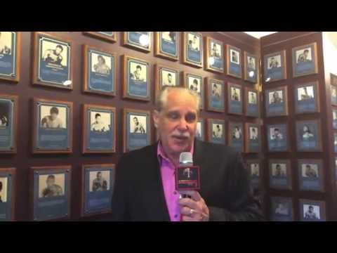 Al Bernstein Calls McGregor vs. Mayweather Intriguing