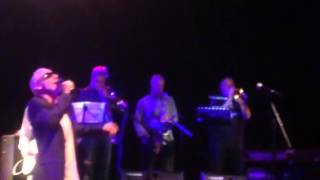 Graham Parker &amp; The Rumour - Hold Back The Night