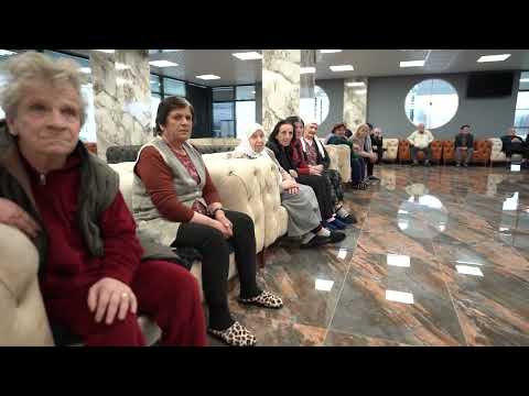 Hoxhë Fadil Musliu viziton shtëpinë e të moshuarve “Jetimat e Ballkanit”