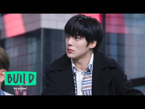 A Monbebe Gets On Stage With Monsta X