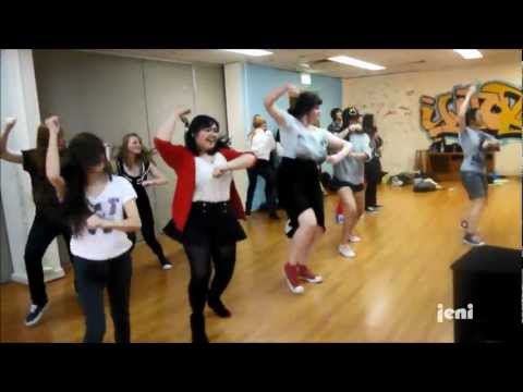 Chilling with KPFMA - Gangnam Style