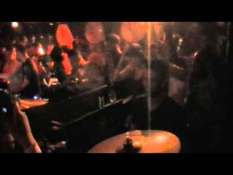 Vaiks L & Rowses with special guest Leroy Styles ft Vikesh on percussion @ VIP Room Rotterdam