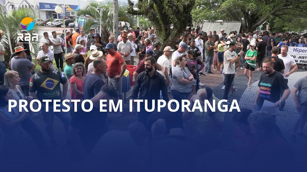 Produtores de cebola da região realizaram um manifesto em Ituporanga na manhã desta quinta-feira (26)