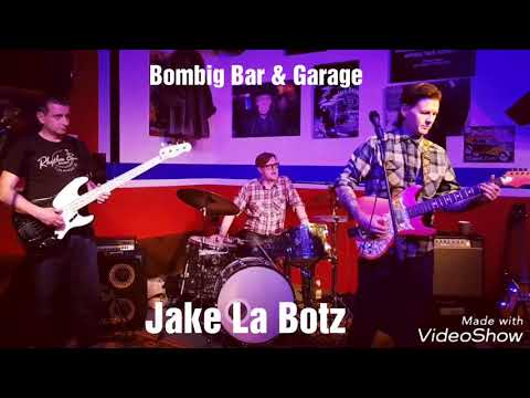 Bombig Bar & Garage