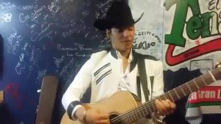 Hueso duro - Ariel Camacho