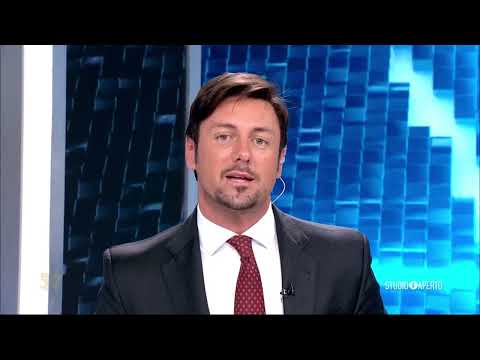 Italia1HD | Edizione 18.30 Studio Aperto | 1 Dicembre 2021