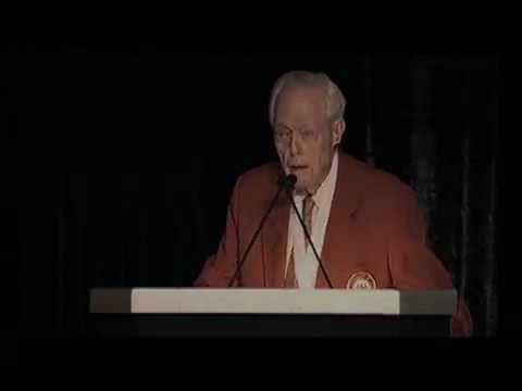 W. A. Tex Moncrief, Jr - 2008 Distinguished Alumnus Award Recipient