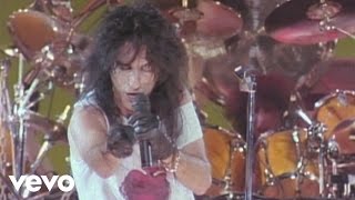 Alice Cooper - This Maniac&#39;s in Love with You (from Alice Cooper: Trashes The World)