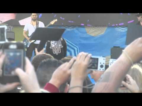 Demi Lovato- Really Don't Care ft. Cher Lloyd Soundcheck GMA 6/6/2014