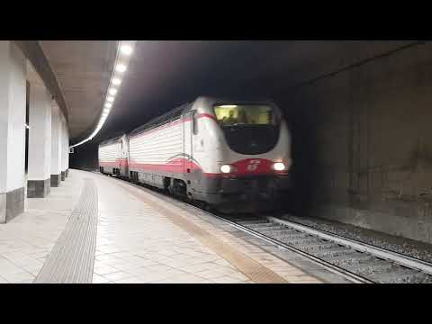 Treno Locomotore E402 176+E402 141 Lis 39119 Villa San Giovanni-Reggio di Calabria Centrale