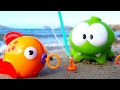 Om Nom toy's adventures - Toys on the beach. Videos for kids.