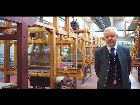 Fashion and Social Status