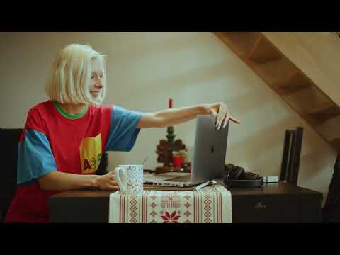 Chapter 01 - DANA MONTANA - HOME