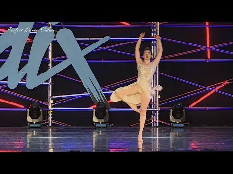 Natural Woman. Ellie Wagner