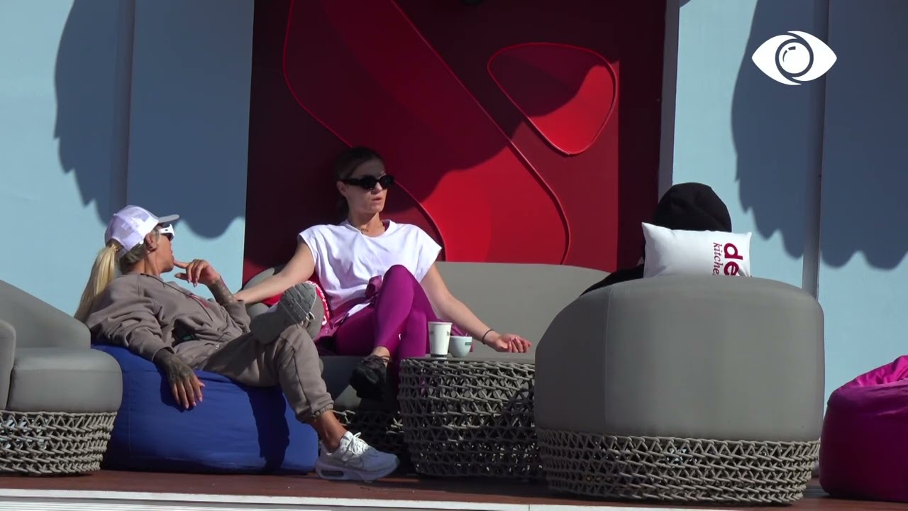 Banorët ankohen për papastërtinë, diskutojnë me njëri-tjetrin