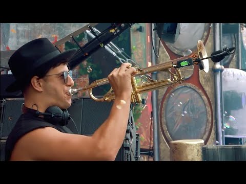 Martin Garrix & Matisse & Sadko vs. Guru Josh Project - Dragon vs. Infinity (Timmy Trumpet Mashup)