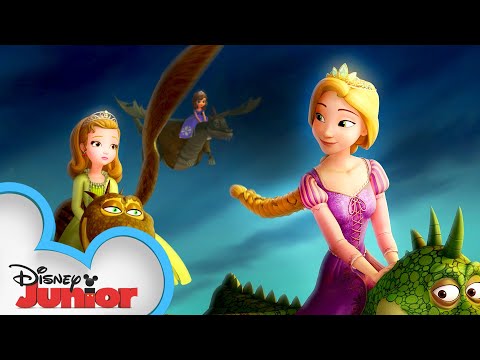 Sofia Meets Rapunzel! 👱‍♀️| Sofia the First | Disney Junior