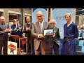 Aboutaleb opent vernieuwde boekhandel Donner
